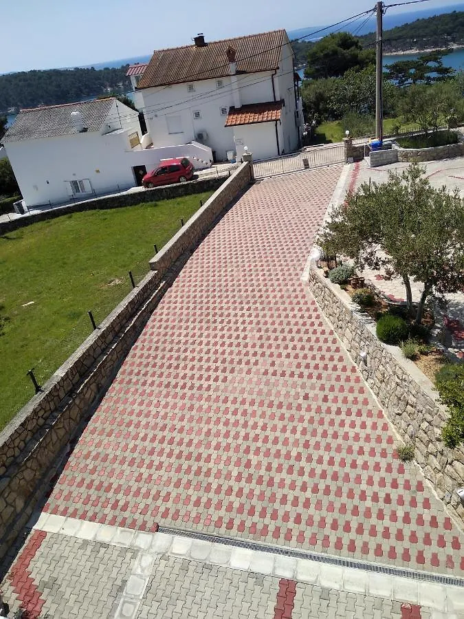 Apartments Palit Rab Town