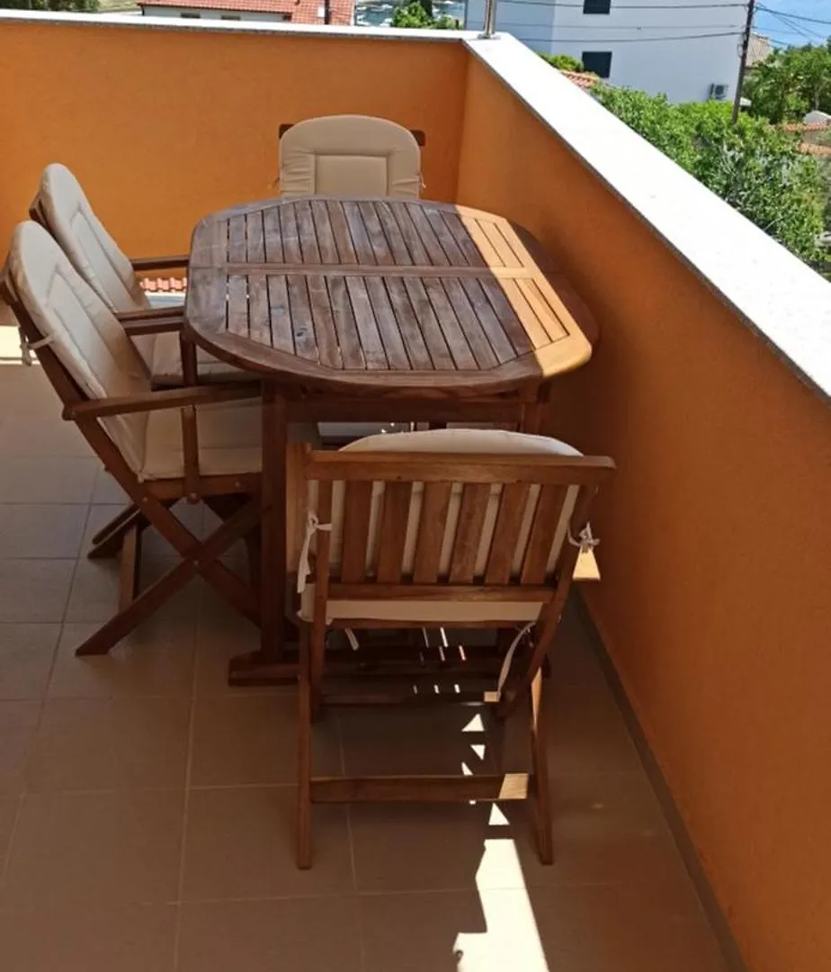 Apartments Palit Rab Town