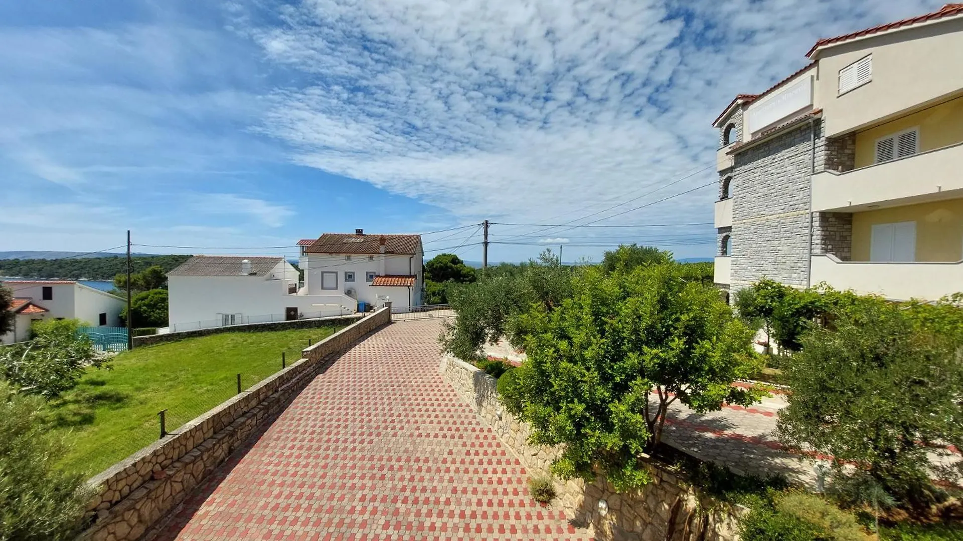 Apartments Palit Rab Town