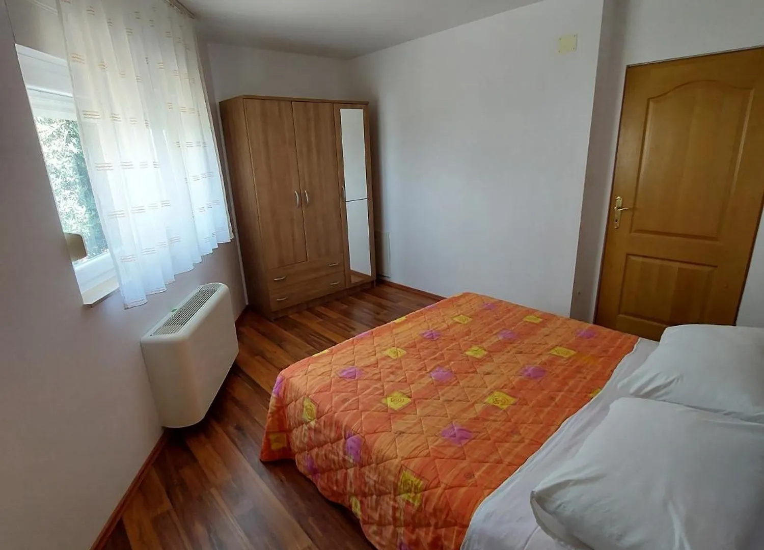 Apartments Palit Rab Town 0*,  Kroatien