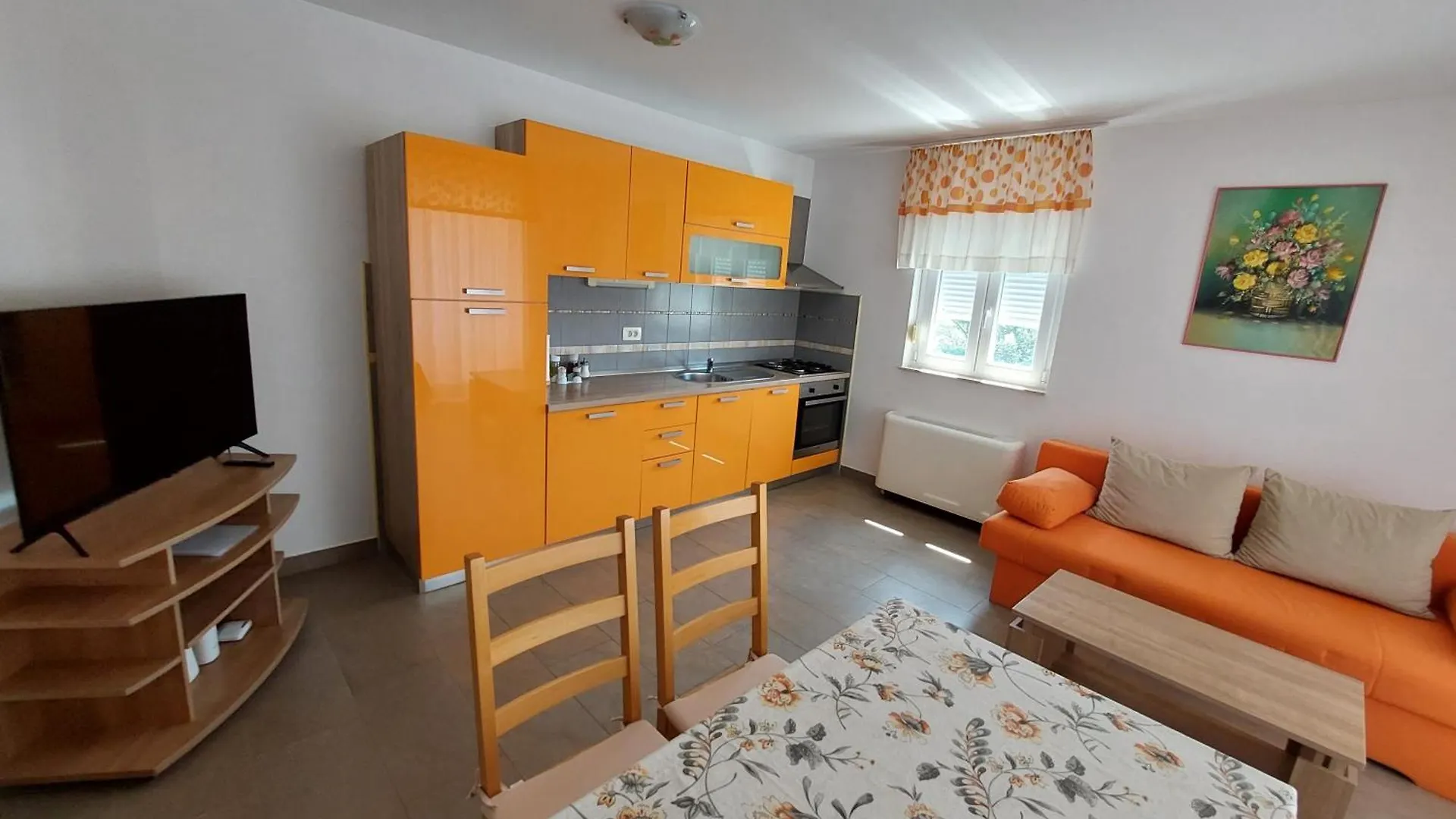 Apartments Palit Rab Town